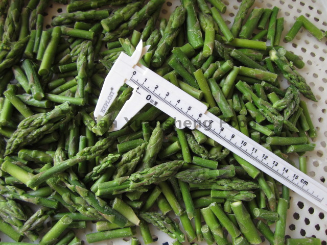 esp&aacute;rragos verdes cortados en puntas (4)